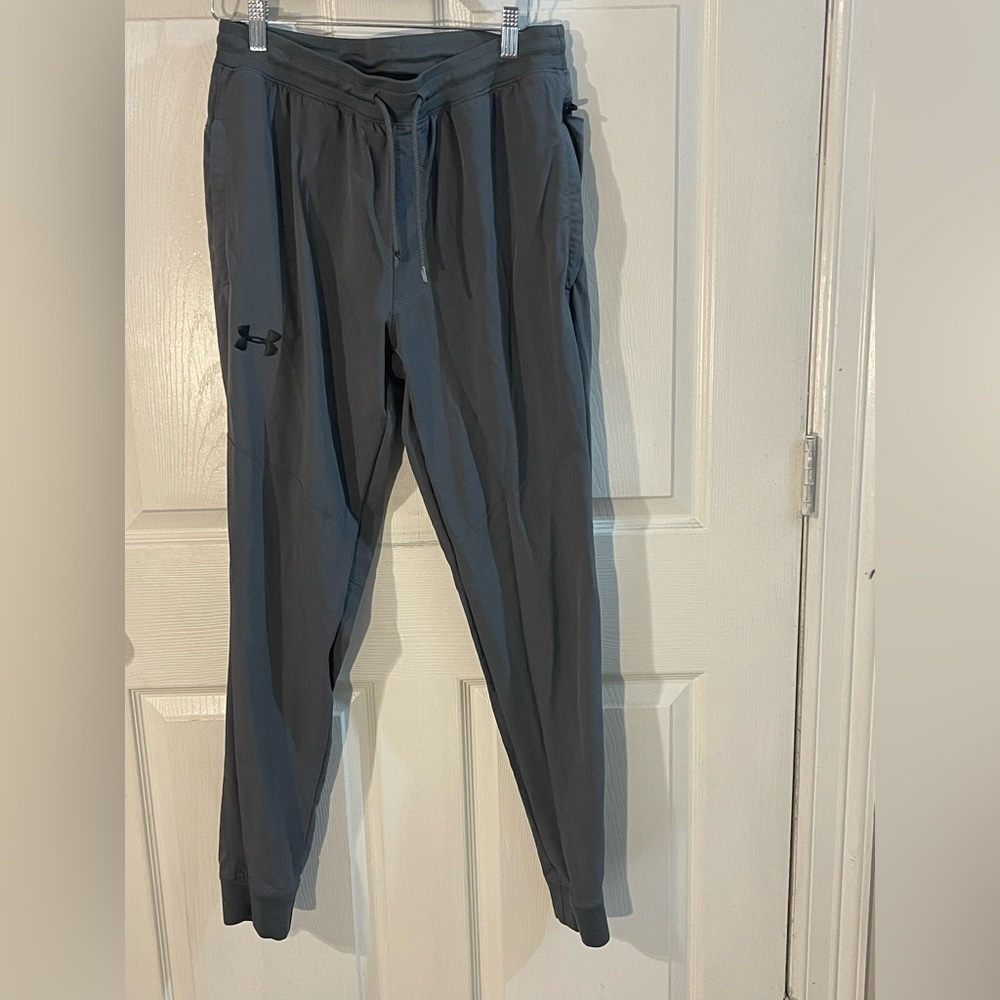 Under Armour Men's Dark Gray Joggers